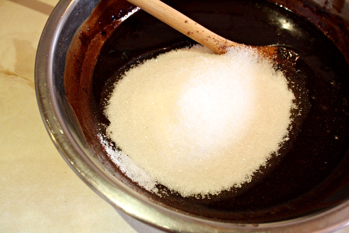 brownie-tart-adding-sugar