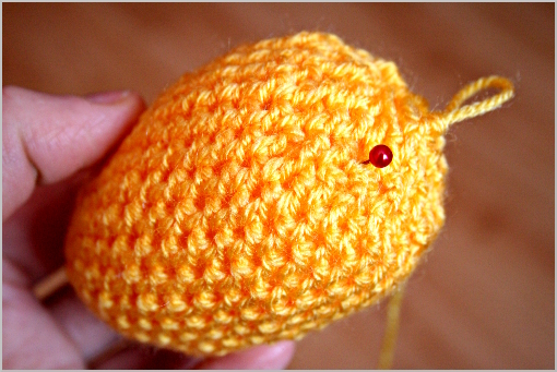 crochet Easter egg free pattern by zoomyummy.com