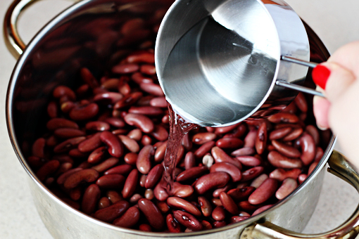 bean soup recipe with step by step pictures, place the beans into a large pot and add water