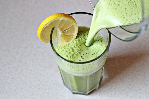 detox smoothie recipe with step by step picture tutorial