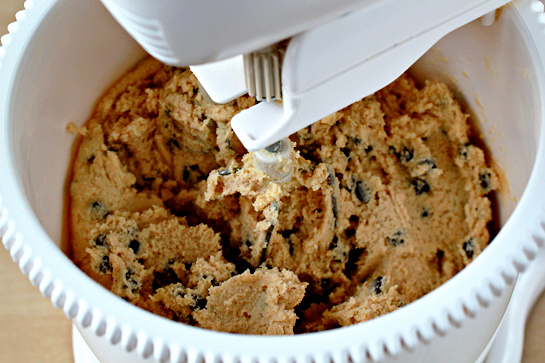 chocolate chip cookie recipe with step by step pictures, cookie dough in electric mixer