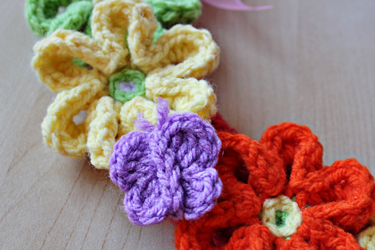 crochet-flower-wreath-pattern