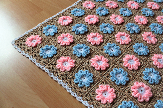 crochet-3D-flower-blanket-pattern