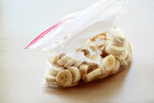 one ingredient ice cream - bananas sliced in bag