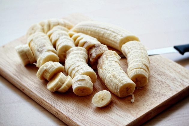 one ingredient ice cream - bananas sliced