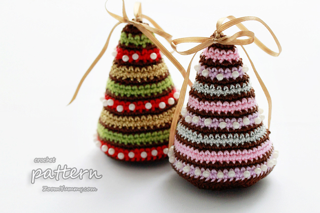 crochet pattern - little Christmas trees