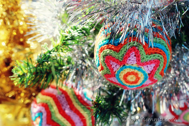 crochet star ball ornament 