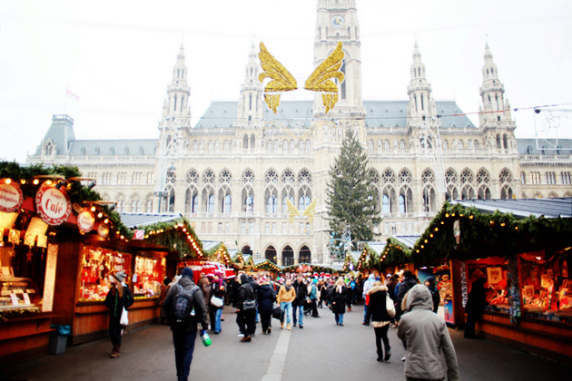 Christmas 2013 in Vienna - Vienna Christmas Market