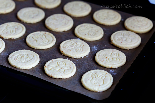 coconut Easter cookies and giveaway